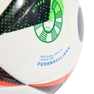 fussballliebe_junior350_in9376_4-1732994319